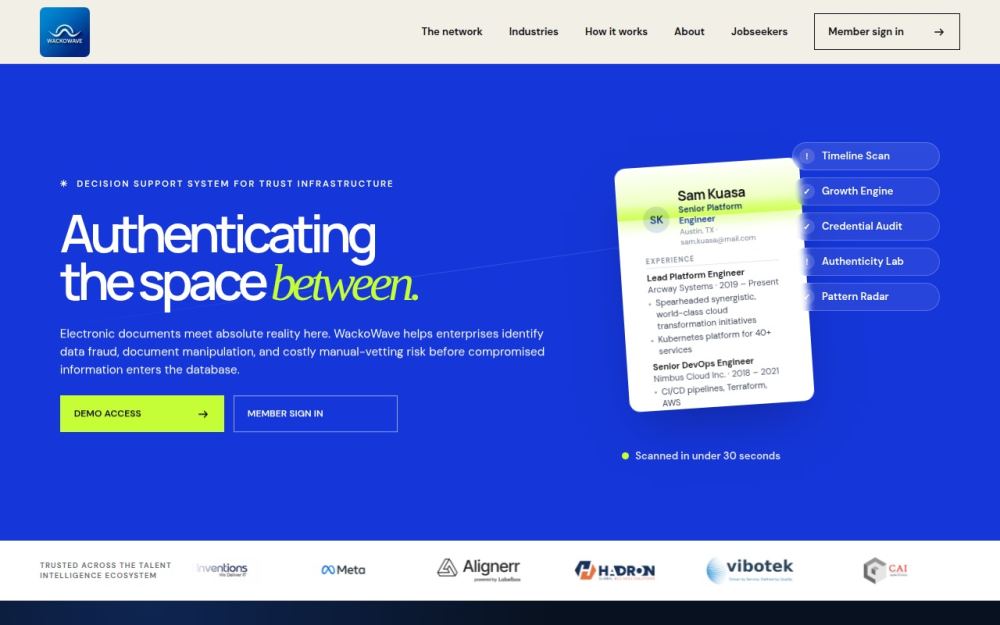 Screenshot of the homepage of wackowave.com